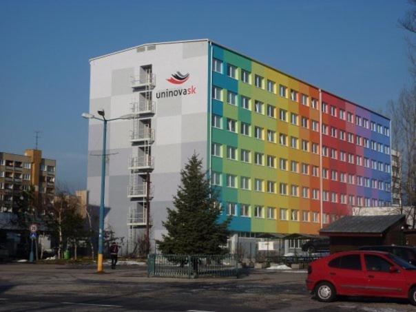 Uninova Hostel บราติสลาวา ภายนอก รูปภาพ