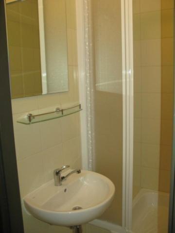 Uninova Hostel บราติสลาวา ห้อง รูปภาพ